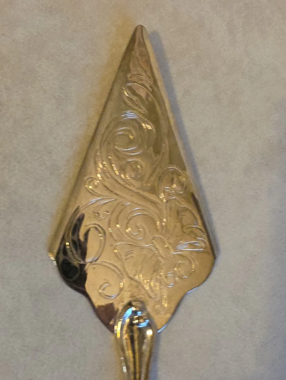 VINTAGE INTERNATIONAL SILVER CO. desert knife & Pie/Cake Server, Silver Plated